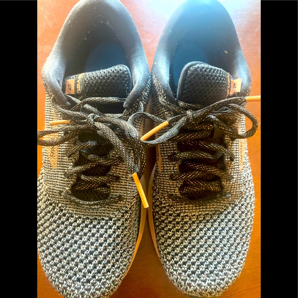 Brooks Tennis Shoes, black and rose gold glitter.